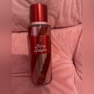 Victoria's Secret Merry Delights Red Fragrance Mist